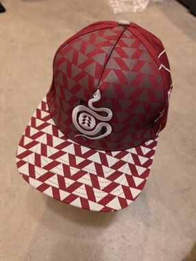 Destiny 2 2017 Bungie Hunter Snake Snapback Hat Red